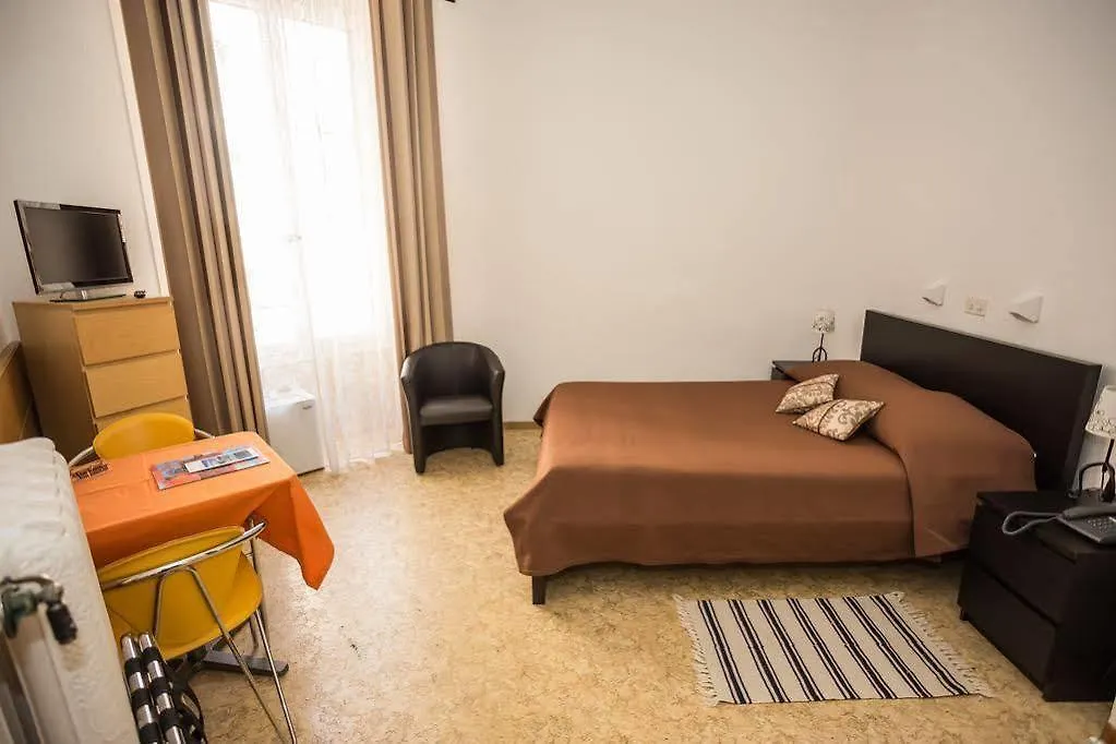 Hotel Des Tourelles Geneva