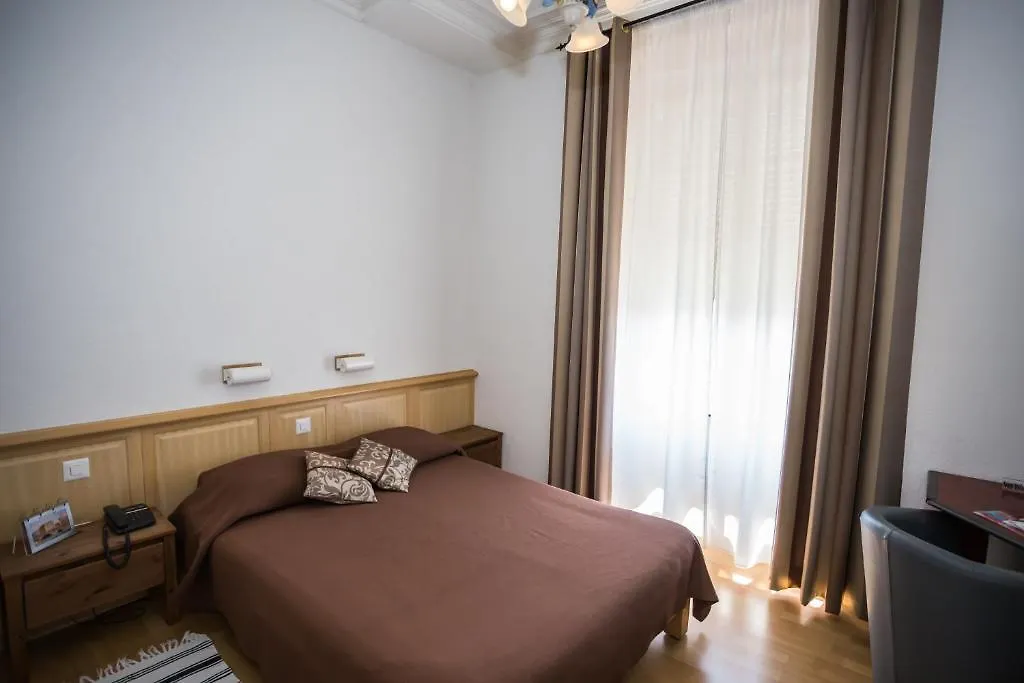 Hotel Des Tourelles Geneva 2*,  Switzerland