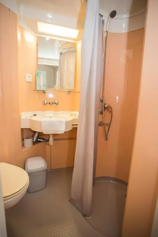 **  Hotel Des Tourelles Geneva Switzerland